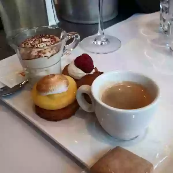 Salon de thé - L'Auguste - Restaurant Clermont-Ferrand - Brasserie Clermont-Ferrand centre ville
