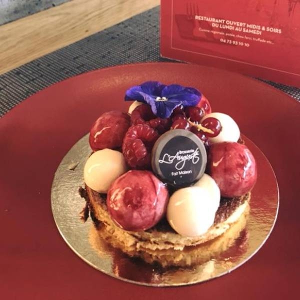 Salon de thé - L'Auguste - Restaurant Clermont-Ferrand - Restaurant brasserie Clermont Ferrand